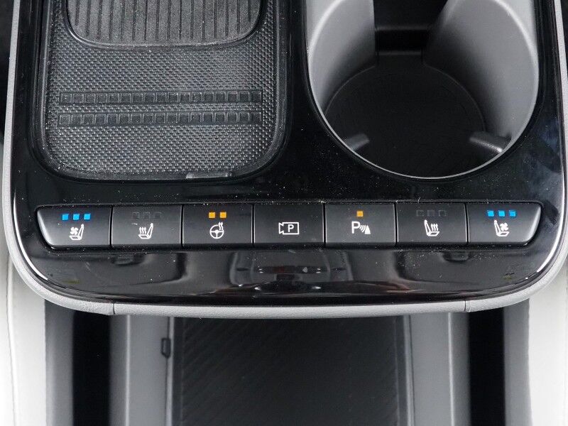 2025 Hyundai IONIQ 5 Limited *HEADS-UP DISPLAY, PANORAMA GLASS ROOF, NAVIGATION, ADAPTIVE CRUISE, 360 VIEW CAMERAS, SMART PARKING, CLIMATE SEATS, HEATED STEERING, WIRELESS CHARGING, BOSE AUDIO, ANDROID & APPLE Round Rock TX