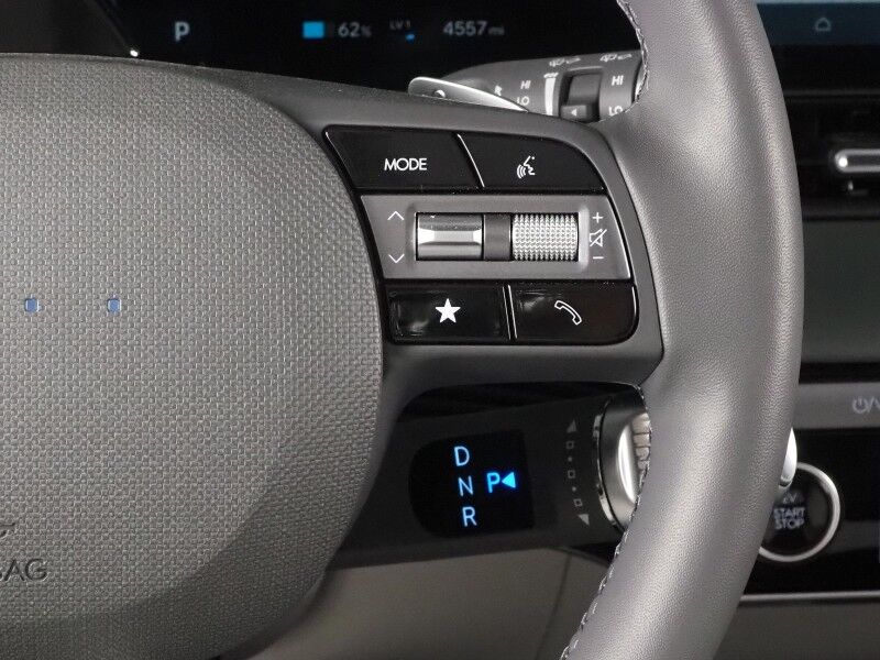 2025 Hyundai IONIQ 5 Limited *HEADS-UP DISPLAY, PANORAMA GLASS ROOF, NAVIGATION, ADAPTIVE CRUISE, 360 VIEW CAMERAS, SMART PARKING, CLIMATE SEATS, HEATED STEERING, WIRELESS CHARGING, BOSE AUDIO, ANDROID & APPLE Round Rock TX