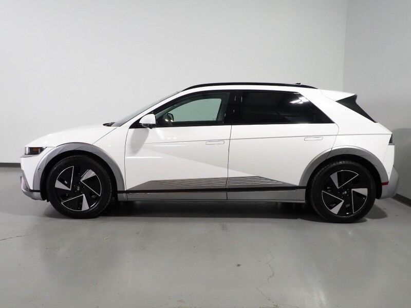 2025 Hyundai IONIQ 5 Limited *HEADS-UP DISPLAY, PANORAMA GLASS ROOF, NAVIGATION, ADAPTIVE CRUISE, 360 VIEW CAMERAS, SMART PARKING, CLIMATE SEATS, HEATED STEERING, WIRELESS CHARGING, BOSE AUDIO, ANDROID & APPLE Round Rock TX