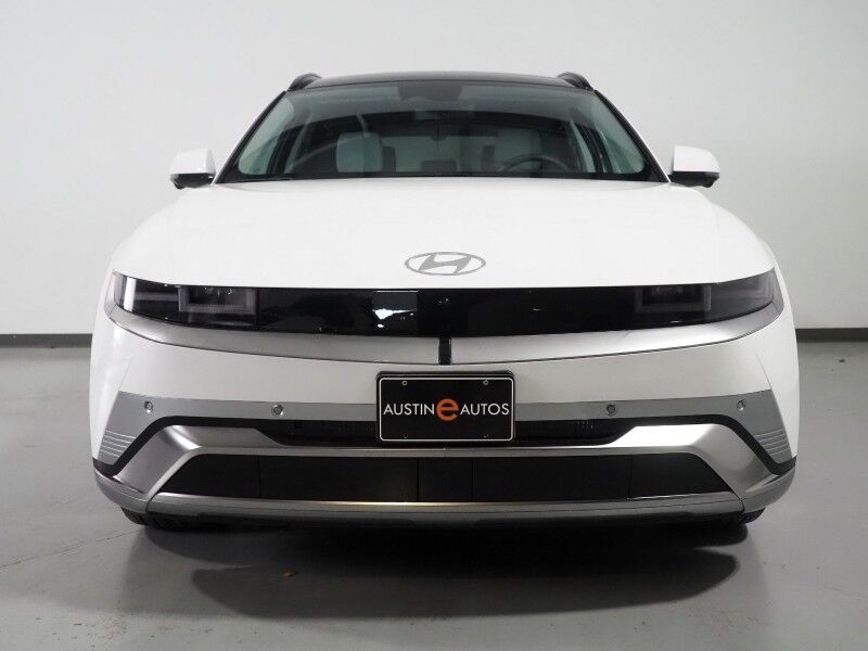 2025 Hyundai IONIQ 5 Limited *HEADS-UP DISPLAY, PANORAMA GLASS ROOF, NAVIGATION, ADAPTIVE CRUISE, 360 VIEW CAMERAS, SMART PARKING, CLIMATE SEATS, HEATED STEERING, WIRELESS CHARGING, BOSE AUDIO, ANDROID & APPLE Round Rock TX