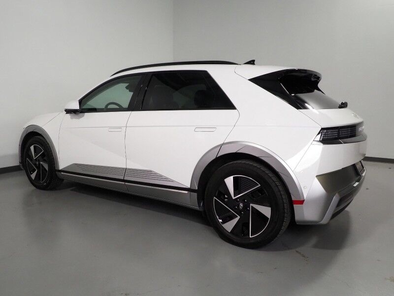 2025 Hyundai IONIQ 5 Limited *HEADS-UP DISPLAY, PANORAMA GLASS ROOF, NAVIGATION, ADAPTIVE CRUISE, 360 VIEW CAMERAS, SMART PARKING, CLIMATE SEATS, HEATED STEERING, WIRELESS CHARGING, BOSE AUDIO, ANDROID & APPLE Round Rock TX