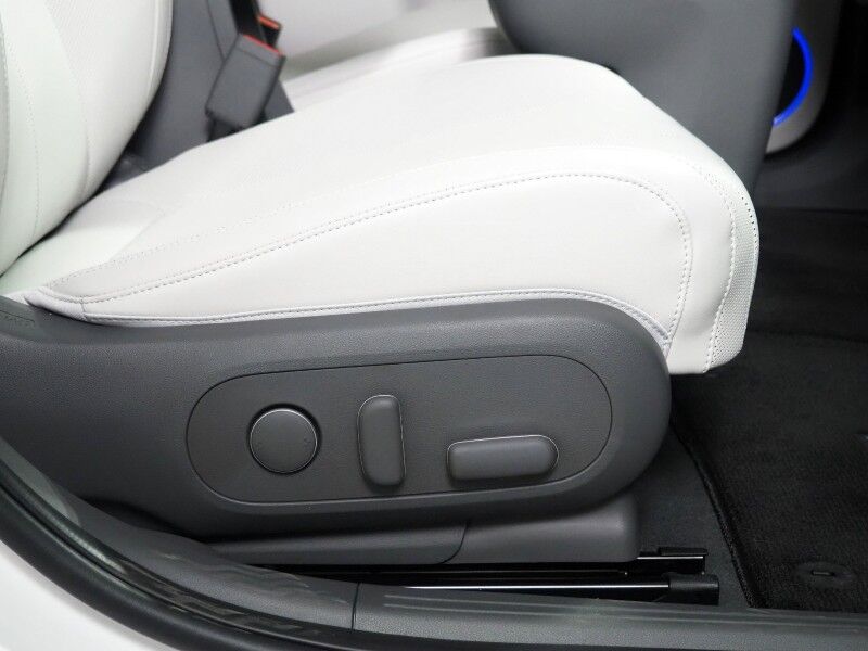 2025 Hyundai IONIQ 5 Limited *HEADS-UP DISPLAY, PANORAMA GLASS ROOF, NAVIGATION, ADAPTIVE CRUISE, 360 VIEW CAMERAS, SMART PARKING, CLIMATE SEATS, HEATED STEERING, WIRELESS CHARGING, BOSE AUDIO, ANDROID & APPLE Round Rock TX