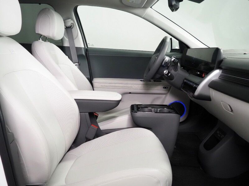 2025 Hyundai IONIQ 5 Limited *HEADS-UP DISPLAY, PANORAMA GLASS ROOF, NAVIGATION, ADAPTIVE CRUISE, 360 VIEW CAMERAS, SMART PARKING, CLIMATE SEATS, HEATED STEERING, WIRELESS CHARGING, BOSE AUDIO, ANDROID & APPLE Round Rock TX