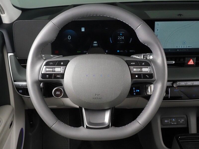 2025 Hyundai IONIQ 5 Limited *HEADS-UP DISPLAY, PANORAMA GLASS ROOF, NAVIGATION, ADAPTIVE CRUISE, 360 VIEW CAMERAS, SMART PARKING, CLIMATE SEATS, HEATED STEERING, WIRELESS CHARGING, BOSE AUDIO, ANDROID & APPLE Round Rock TX