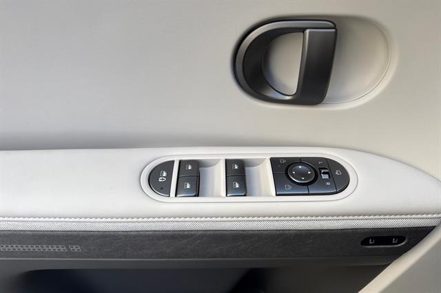 2025 Hyundai IONIQ 5 Limited