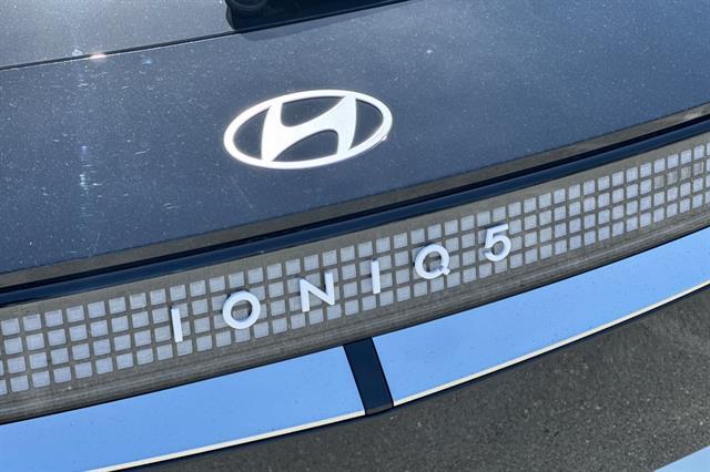 2025 Hyundai IONIQ 5 Limited