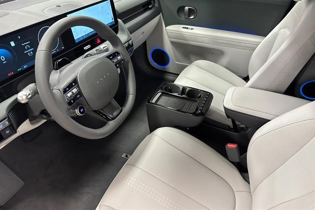 2025 Hyundai IONIQ 5 Limited