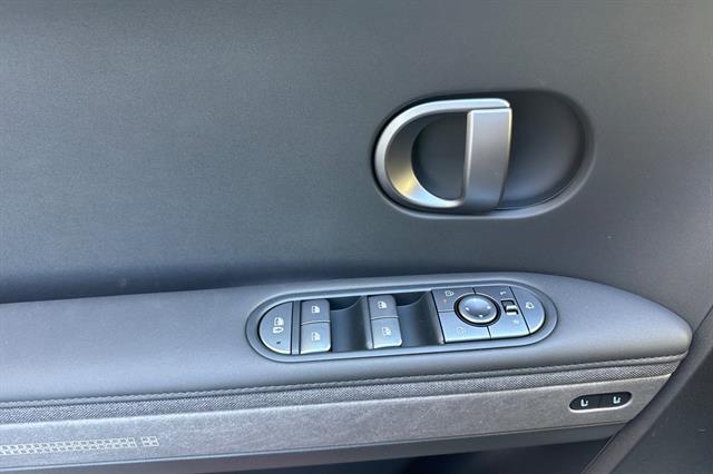 2025 Hyundai IONIQ 5 Limited