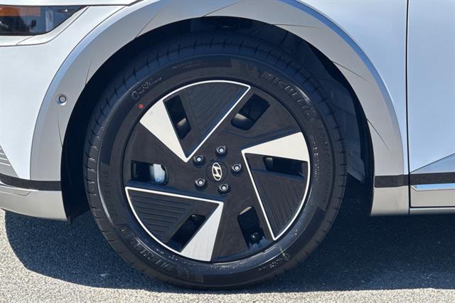 2025 Hyundai IONIQ 5 Limited