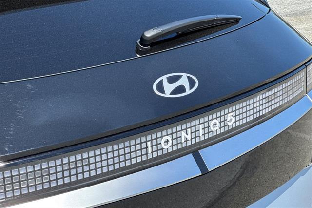 2025 Hyundai IONIQ 5 Limited