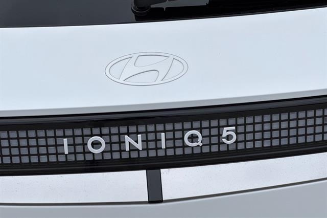 2025 Hyundai IONIQ 5 Limited