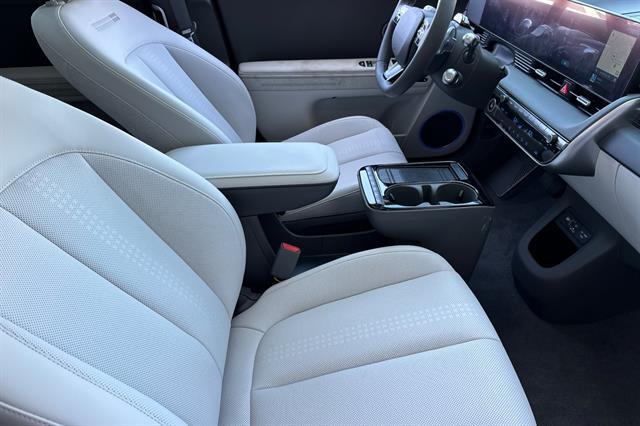 2025 Hyundai IONIQ 5 Limited