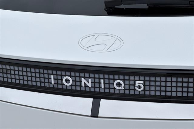 2025 Hyundai IONIQ 5 Limited