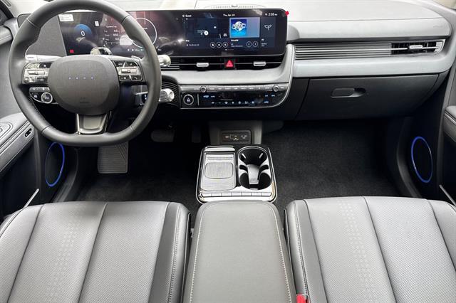2025 Hyundai IONIQ 5 Limited