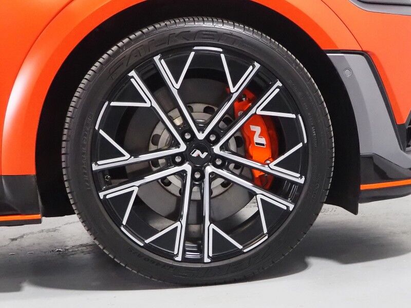 2025 Hyundai IONIQ 5 N AWD *NAVIGATION, ADAPTIVE CRUISE, SAFETY ALERTS, 360 VIEW CAMERAS, COLOR TOUCHSCREEN, CLIMATE SEATS, HEATED STEERING, POWER TAILGATE, BOSE, 21 INCH WHEELS, WIRELESS CHARGING, ANDROID & APPLE Round Rock TX