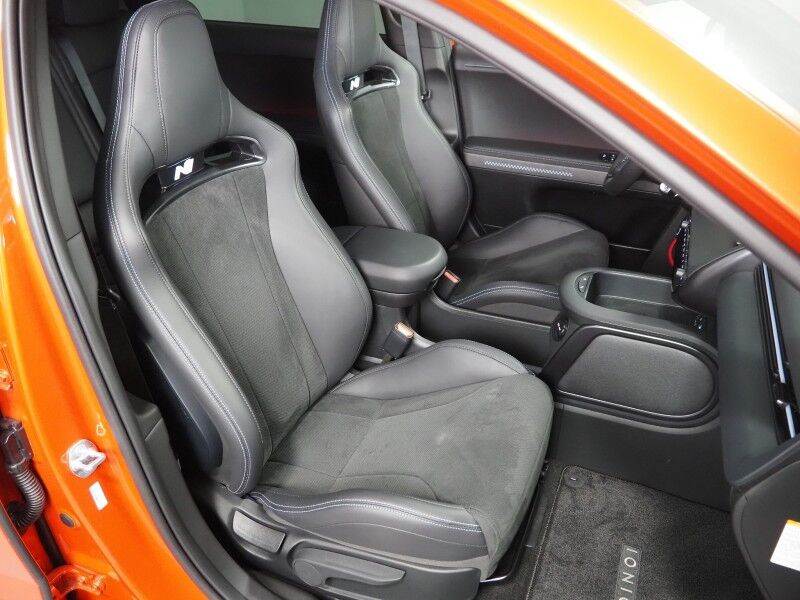 2025 Hyundai IONIQ 5 N AWD *NAVIGATION, ADAPTIVE CRUISE, SAFETY ALERTS, 360 VIEW CAMERAS, COLOR TOUCHSCREEN, CLIMATE SEATS, HEATED STEERING, POWER TAILGATE, BOSE, 21 INCH WHEELS, WIRELESS CHARGING, ANDROID & APPLE