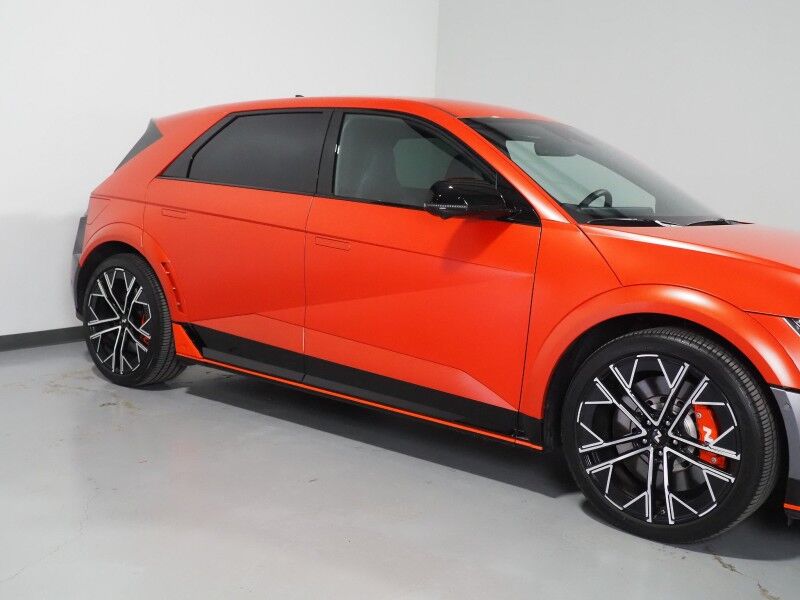 2025 Hyundai IONIQ 5 N AWD *NAVIGATION, ADAPTIVE CRUISE, SAFETY ALERTS, 360 VIEW CAMERAS, COLOR TOUCHSCREEN, CLIMATE SEATS, HEATED STEERING, POWER TAILGATE, BOSE, 21 INCH WHEELS, WIRELESS CHARGING, ANDROID & APPLE Round Rock TX