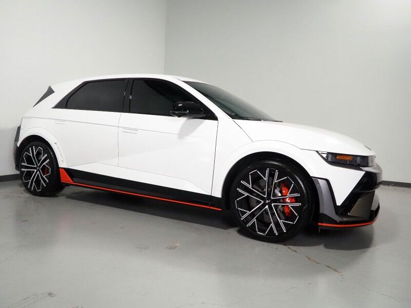 2025 Hyundai IONIQ 5 N AWD *NAVIGATION, ADAPTIVE CRUISE, SAFETY ALERTS, 360 VIEW CAMERAS, COLOR TOUCHSCREEN, CLIMATE SEATS, HEATED STEERING, POWER TAILGATE, BOSE, 21 INCH WHEELS, WIRELESS CHARGING, ANDROID & APPLE