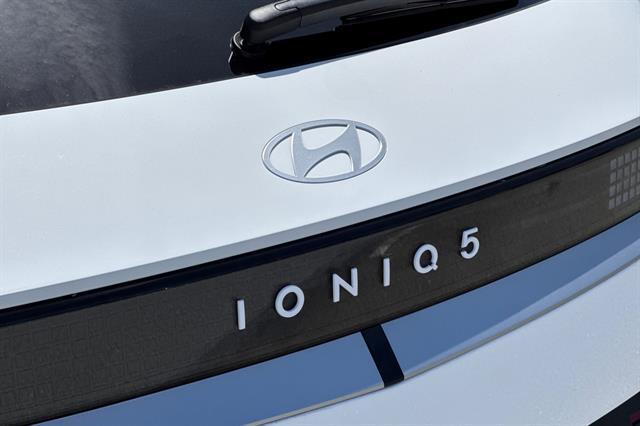 2025 Hyundai IONIQ 5 SE