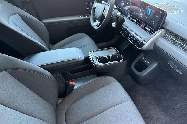 2025 Hyundai IONIQ 5 SE