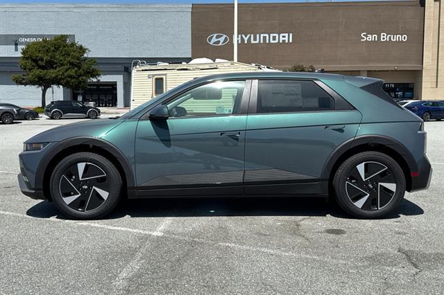 2025 Hyundai IONIQ 5 SE Standard Range