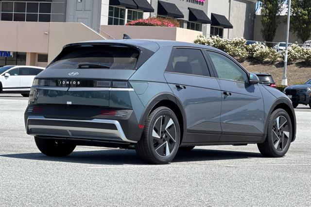 2025 Hyundai IONIQ 5 SE Standard Range