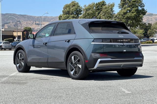 2025 Hyundai IONIQ 5 SE Standard Range