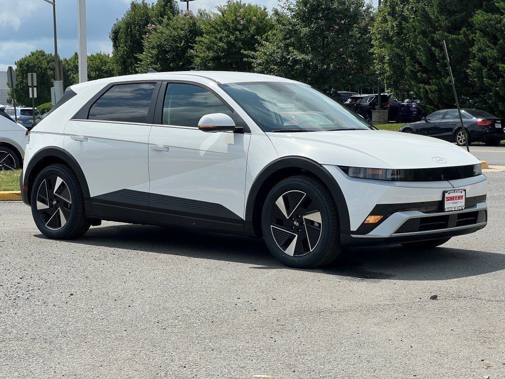 2025 Hyundai IONIQ 5 SE