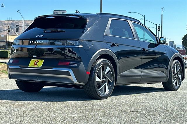 2025 Hyundai IONIQ 5 SEL