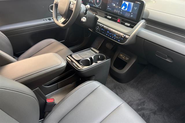 2025 Hyundai IONIQ 5 SEL