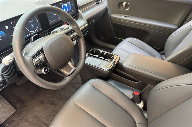 2025 Hyundai IONIQ 5 SEL