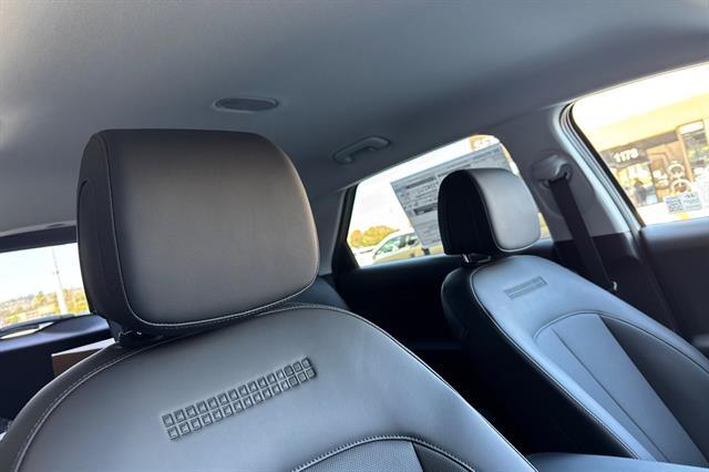 2025 Hyundai IONIQ 5 SEL