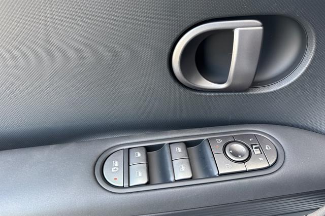 2025 Hyundai IONIQ 5 SEL