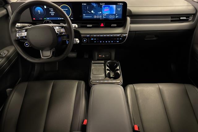 2025 Hyundai IONIQ 5 SEL