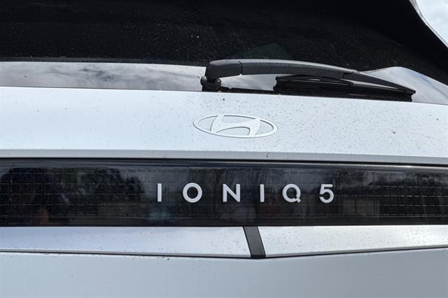 2025 Hyundai IONIQ 5 SEL