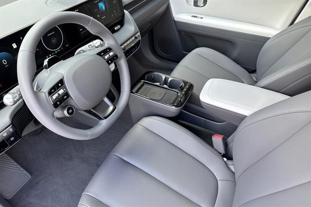 2025 Hyundai IONIQ 5 SEL