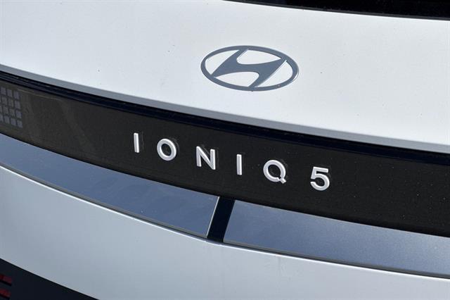 2025 Hyundai IONIQ 5 SEL