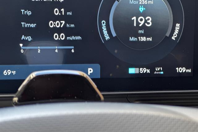 2025 Hyundai IONIQ 5 SEL