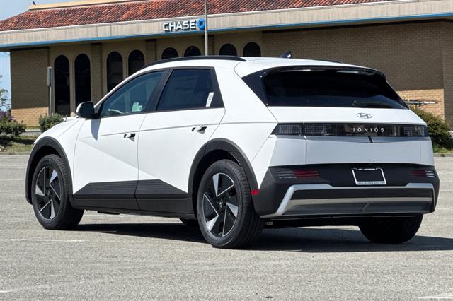 2025 Hyundai IONIQ 5 SEL