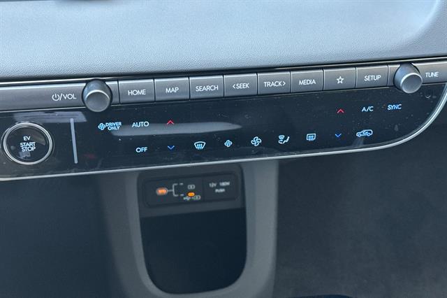 2025 Hyundai IONIQ 5 SEL