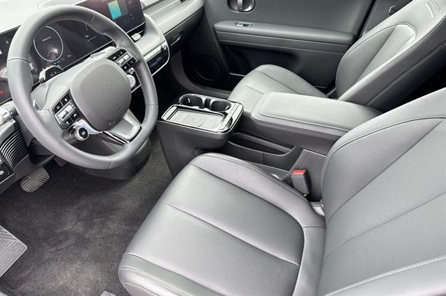 2025 Hyundai IONIQ 5 SEL