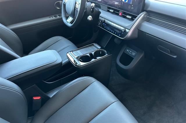 2025 Hyundai IONIQ 5 SEL