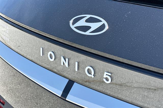 2025 Hyundai IONIQ 5 SEL