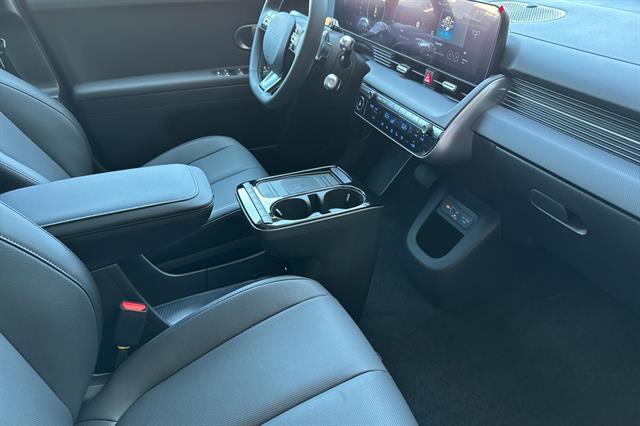 2025 Hyundai IONIQ 5 SEL