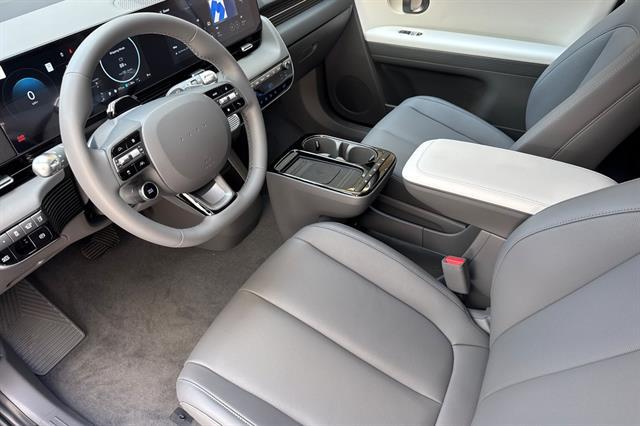 2025 Hyundai IONIQ 5 SEL