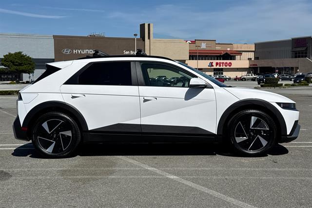 2025 Hyundai IONIQ 5 SEL