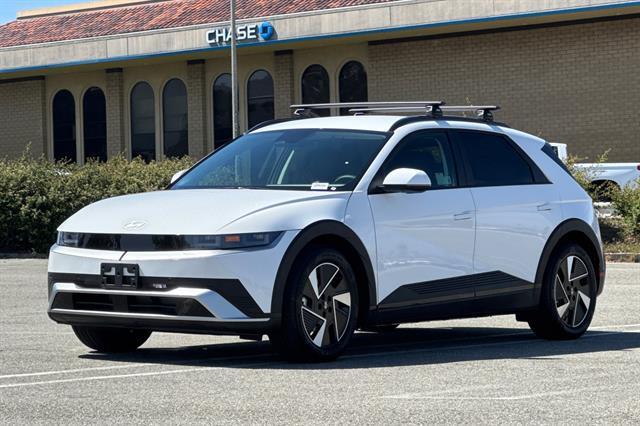 2025 Hyundai IONIQ 5 SEL