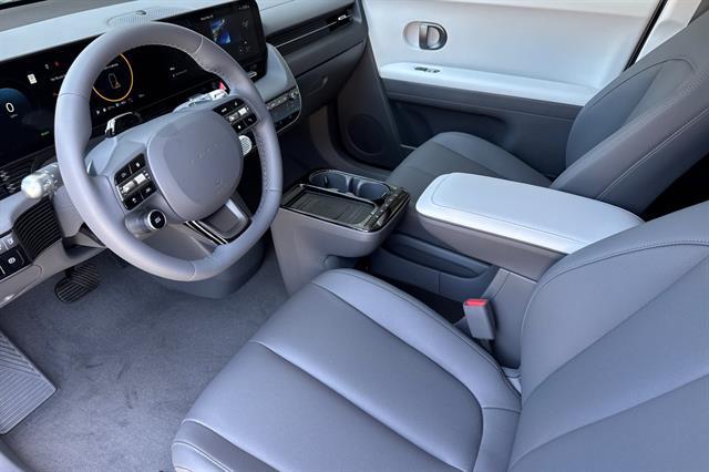 2025 Hyundai IONIQ 5 SEL