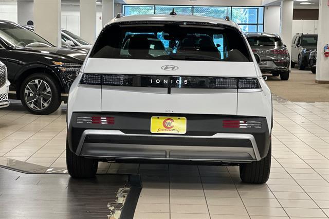 2025 Hyundai IONIQ 5 SEL