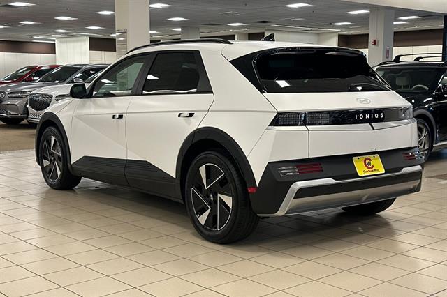 2025 Hyundai IONIQ 5 SEL